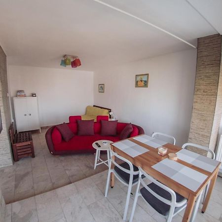 Lalacris Good Holiday Apartment Констанца Екстериор снимка
